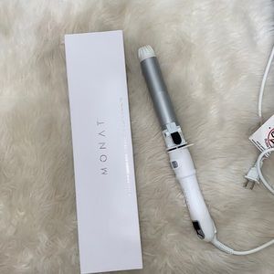 Monat rotating curler